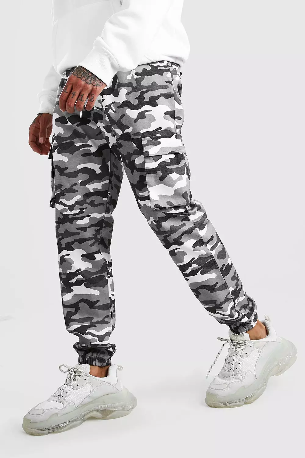 Elastic Waist Skinny Fit Camo Cargo Trouser